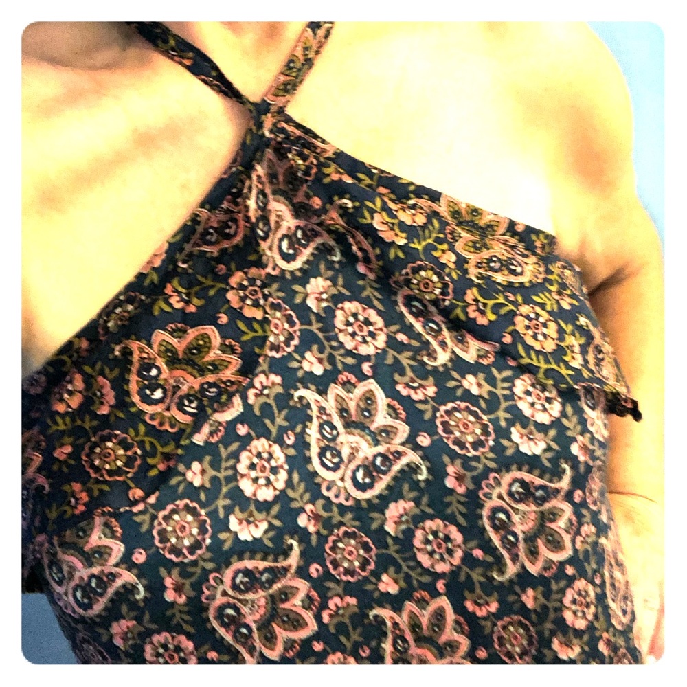 LOFT shoulderless top, NWT very flattering